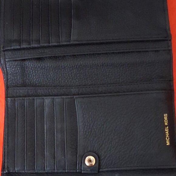 Michael Kors Wallet Large Lillie Gusset Carryall Black Soft Pebbled Leather - Picture 6 of 15